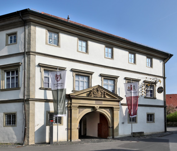 Ansicht des Henneberg-Museums in M&uuml;nnerstadt